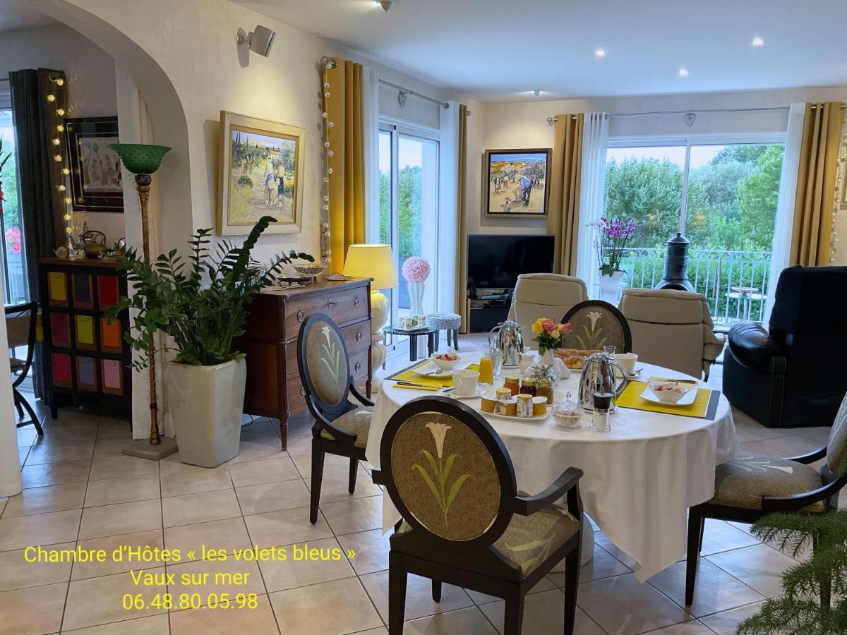 Chambre D'Hotes "Les Volets Bleus" - Villa L'Olivier Cote Mer Vaux-sur-Mer Bagian luar foto